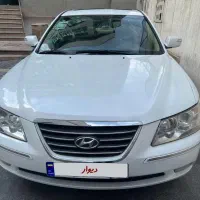 هیوندا سوناتا ۲۰۱۰ سفید