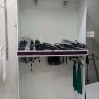 دکور مغازه با اتاق پرو