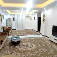 دو خوابه همکف پارکینگ دار نزدیک دریاچه