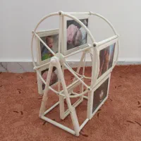 قاب عکس چرخ و فلکی