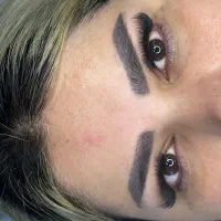 اکستنشن مژه و کاشت هیدن با قیمت استثنایی