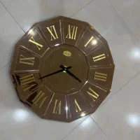 ساعت دیواری