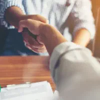 جویای کارسرایداری