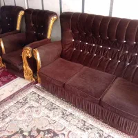 یک سرویس مبل ۷ نفره