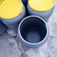 دبه|ظروف نگهدارنده، پلاستیکی، یک‌بارمصرف|بندر انزلی, آذربایجان|دیوار