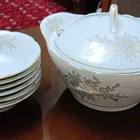 سوپ خوری با کاسه های سوپ خوری