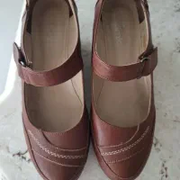 کفش چرم قهوه ای سایز 39 نو