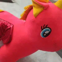 عروسک‌ اسب تک شاخ