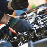 برقکار ، مکانیک و آهنگر ماشین آلات
