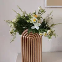 گل و گلدان
