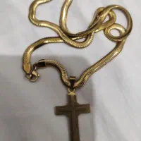 یک عدد گردنبند