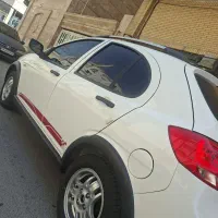 کوییک R مدل ۱۴۰۱ کم کار در حد صفر