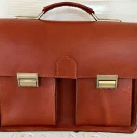 کیف دیپلمات با چرم طبیعی و دست‌دوز