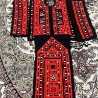 زی آستین و لباس
