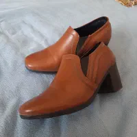 کفش طبی|کیف، کفش، کمربند|قم, باغ کرباسی|دیوار