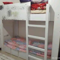 تخت دو طبقه