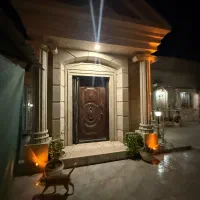 ویلایی ۴۲۰ متری فول بازسازی بهمراه یک باب مغازه