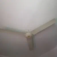 پنکه سقفی کار کرده