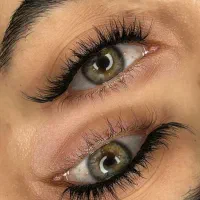 مرکز تخصصی اموزش کاشت مژه