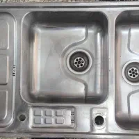 سینک دوقلوی فلزی