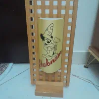 چراغ خواب چوبی.
