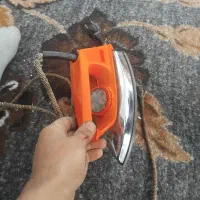 اتو قدیمی