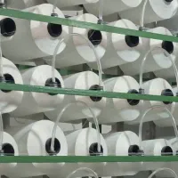 اپراتور دستگاه خانم