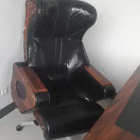 صندلی و میز