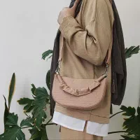 ارزانسرای کیف مانلی۵