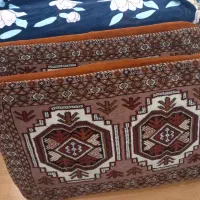 پشتی دستبافت