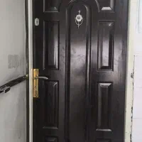 خانه ویلایی با هفتاد متر بنا و 30 متر حیاط جنوبی