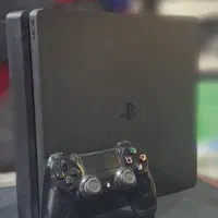ps4 اسلیم ۵۰۰ گیگ کپی خور با بازی در حد نو