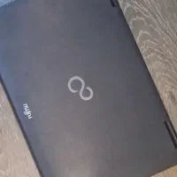 لپتاپ فوجیتسو دارای پورت کام