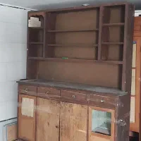 دکور چوبی و صندوق فلزی
