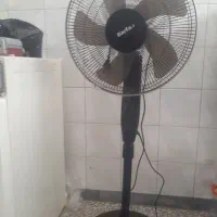 پنکه ایستاده