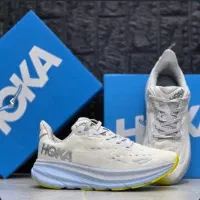 کفش کتانی (طبی) هوکا Hoka اصل