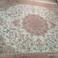 فرش ۷۰۰ شانه زمرد مشهد