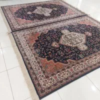 دو عدد فرش دو در دو و  پرده