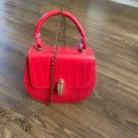 یک عدد کیف دخترونه کوچک و عروسکی