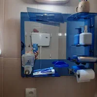 ایینه دستشویی