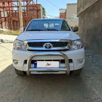 تویوتا هایلوکس