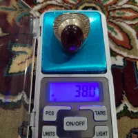 یاقوت سنگین وزن