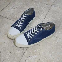 کتونی ونس