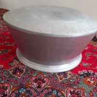دیگ خیلی بزرگ  و سینی استیل