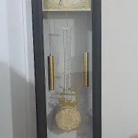 ساعت ایستاده در حد نو کاملا سالم