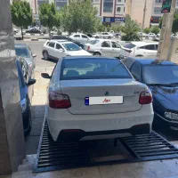 ساینا مدل ۴۰۲