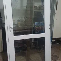 درب پی وی سی