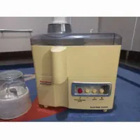 آبمیوه گیری ۳کاره همیلتون