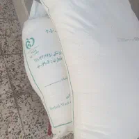 دو کیسه آرد درجه یک تازه