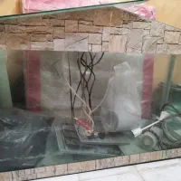 آکواریوم با تجهیزات